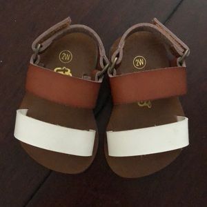 Baby leather sandals